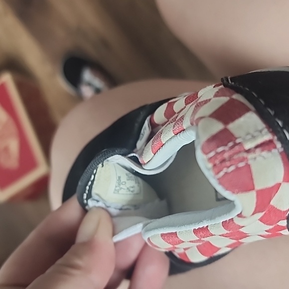 Vans Toddler size 7 - Picture 3 of 3